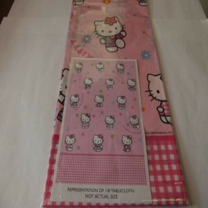 Hello Kitty tablecover Hello Kitty tablecover