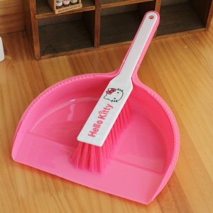 Hello Kitty Dustpan and Brush